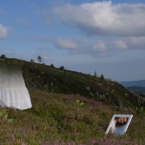 Nadegina shooting photo Eric Zugmeyer